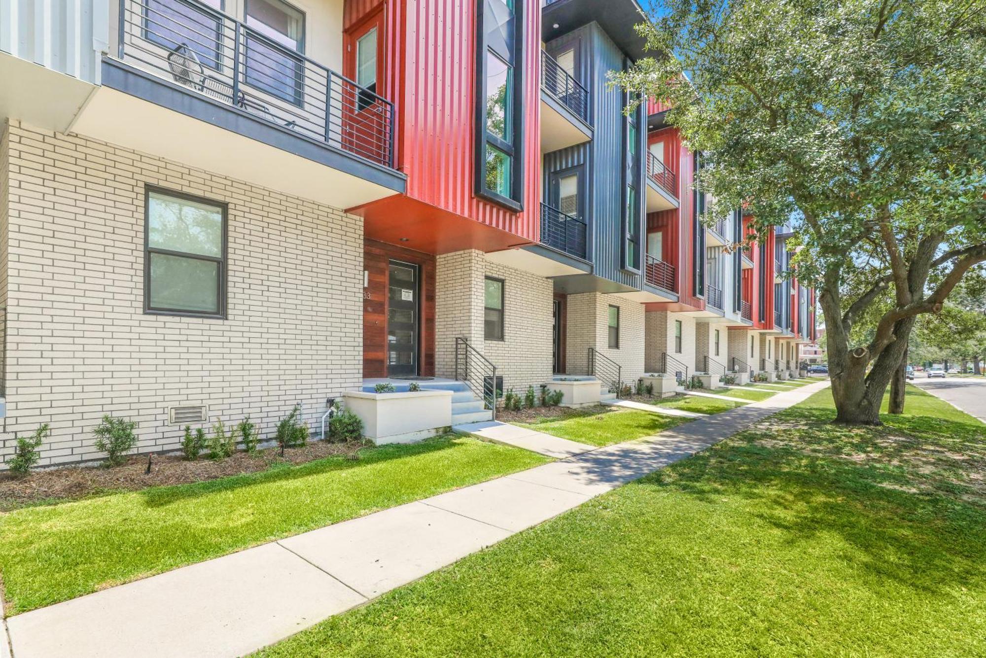 Private Townhouse In A Secure Location Villa New Orleans Exterior photo