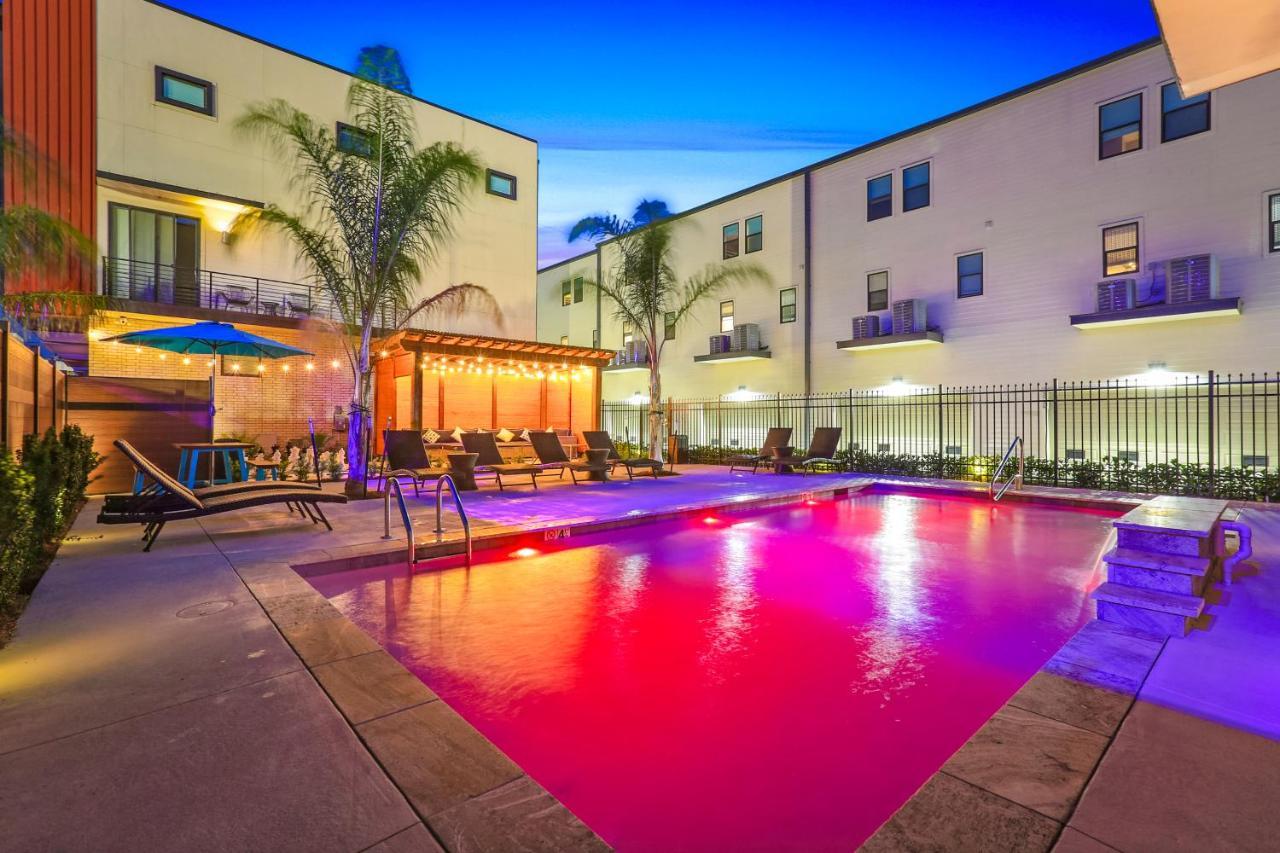 Private Townhouse In A Secure Location Villa New Orleans Exterior photo